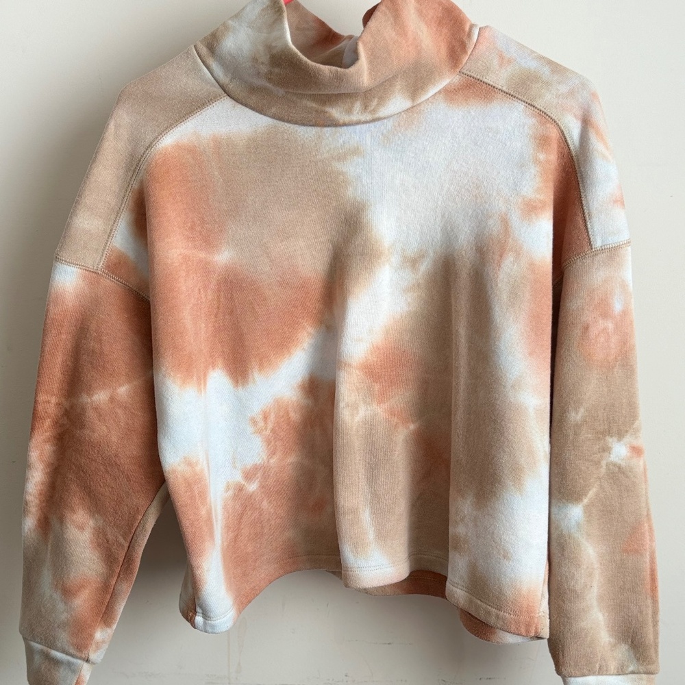 Fleece pink sweater